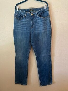 Lee Straight Leg Mid-Blue Denim Jeans
